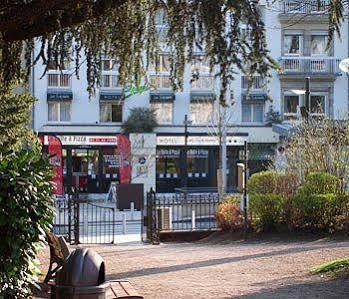 אורילק Hotel Le Square מראה חיצוני תמונה